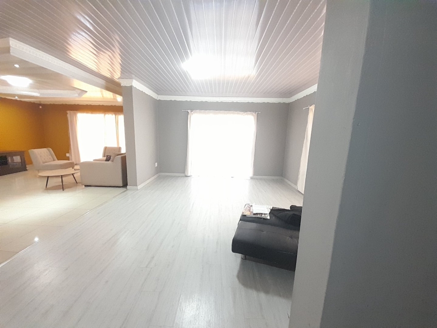 4 Bedroom Property for Sale in Vaalpark Free State